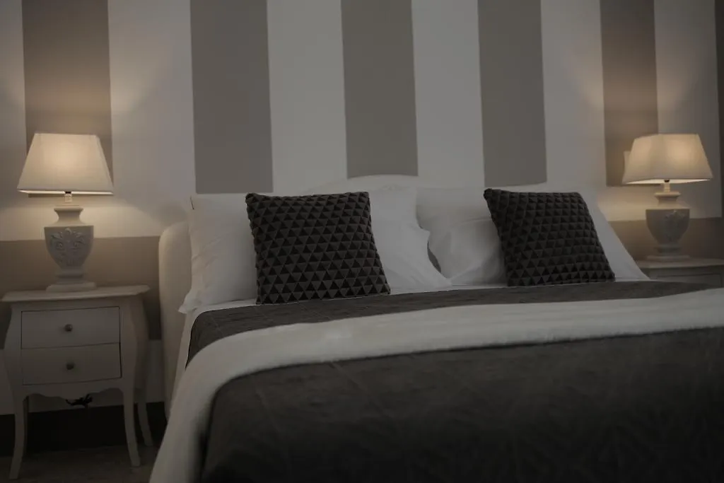 Dimi House Bed & Breakfast Lecce 2*,  Italy