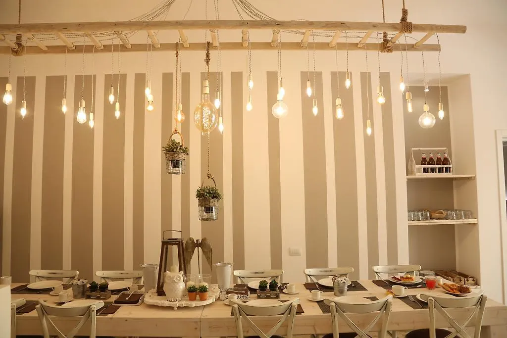 Dimi House Bed & Breakfast Lecce 2*,  Italy